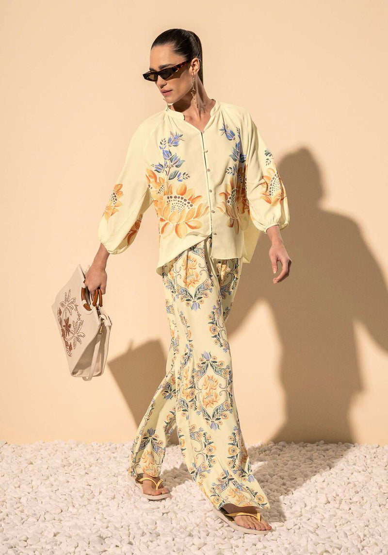 Calça Pantalona estampada de cintura alta com cordão no cós